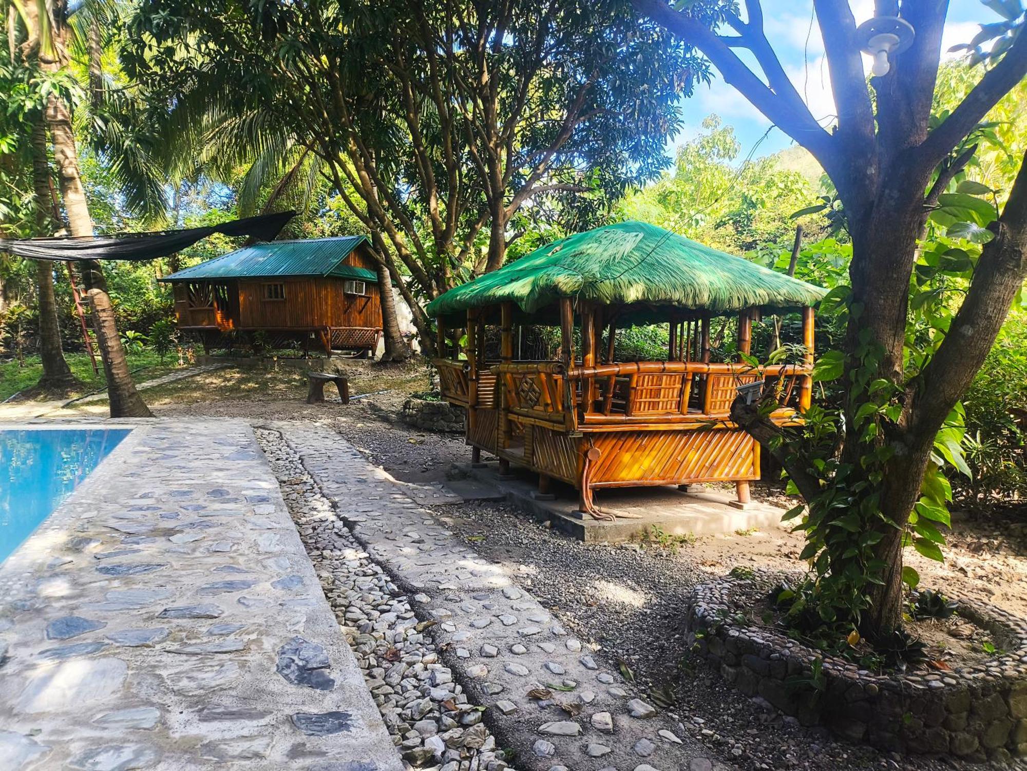 Rea'S Bamboo Resort Gabaldon Екстер'єр фото